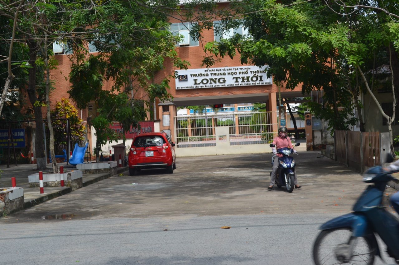 Bán đất MT Nguyễn Văn Tạo ngay trường THPT LONG THỚI giá rẻ hơn TT 10% LH: 0915 21 3434 PHONG.
