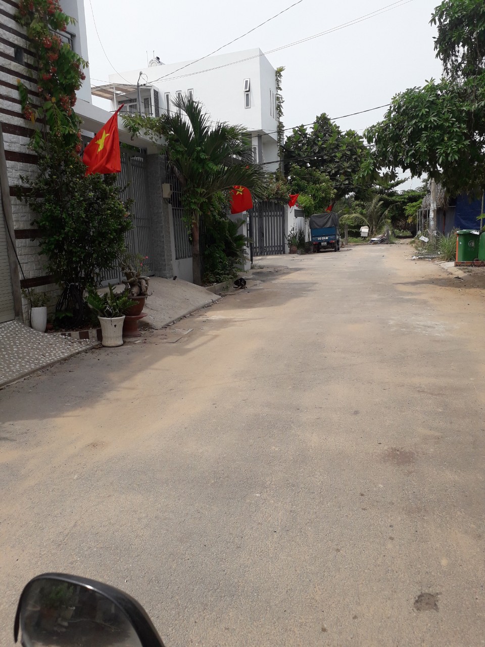 Chính chủ cần bán lô đất mặt tiền tại đường 102, Phường Tăng Nhơn Phú A, Quận 9, Tp Hồ Chí Minh