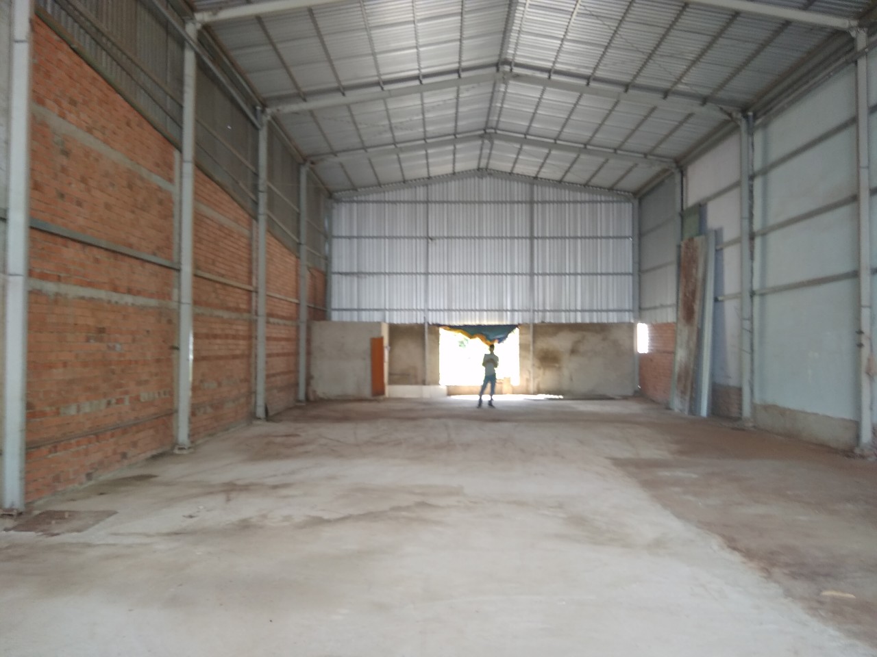 Cho thuê xưởng mới xây diện tích 500m2 giá 16tr/tháng ở Đường Vườn Lài P. An Phú Đông Quận 12