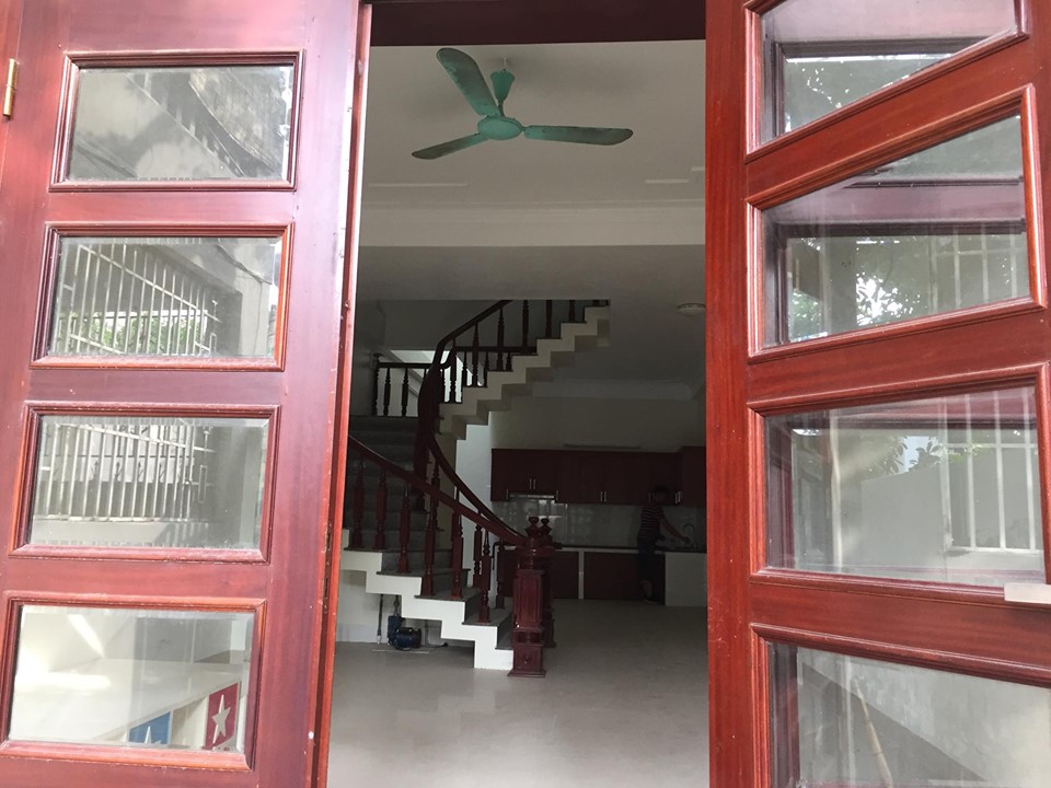 Bán nhà 4 tầng tổ 9 phường Phúc Lợi quận Long Biên