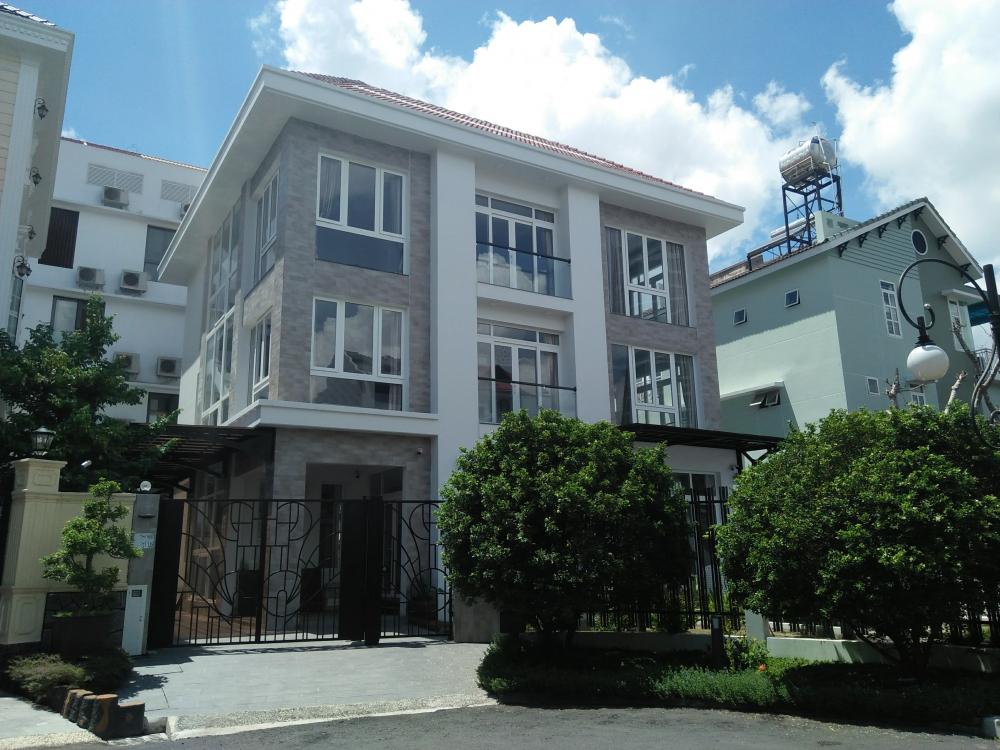 Cho thuê biệt thự Mỹ Văn 2, Phú Mỹ Hưng, Q7 nhà mới hoàn toàn dọn vào ở ngay, LH 0912639118