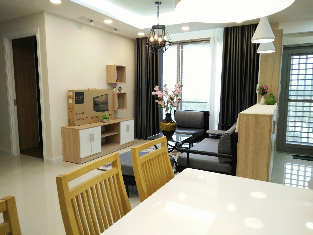 Cho thuê căn hộ Hưng Phúc, 2PN, 2WC, 78m2, full NT, view biệt thự giá 17tr/tháng. LH: 0906.385.299  Hà