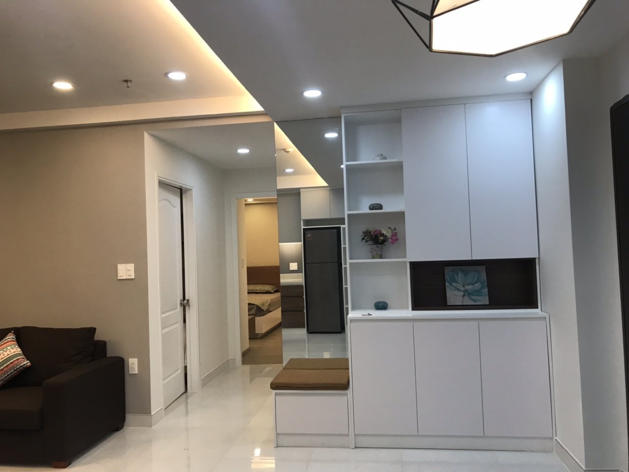 Cho thuê gấp căn hộ Green Valley, DT 97m2, 2PN+1 phòng làm việc, 2WC đầy đủ nội thất nhà đẹp. LH: 0906 385 299 (em hà  )