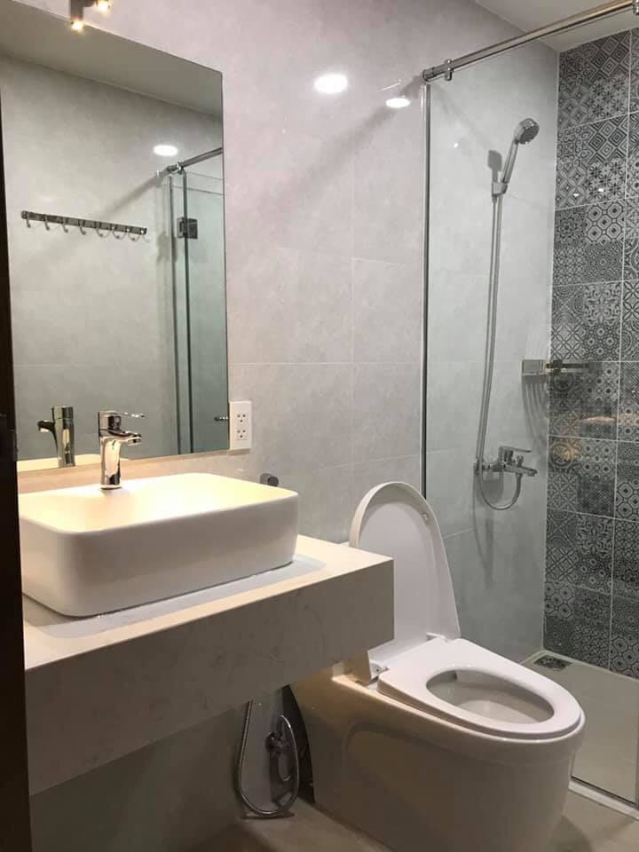 Chủ nhà đi xa cần cho thuê căn hộ sky3 dt 56.51m2 2pn 1 wc lầu thoáng mát giá tốt 550$  LH  0906 385 299  (EM HÀ )