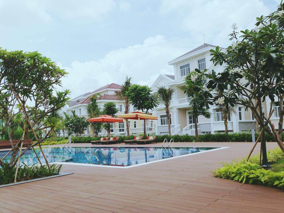 Cho thuê biệt thự đơn lập có hồ bơi riêng Phú Mỹ Hưng, Quận 7, nhà đẹp xuất sắc giá hấp dẫn