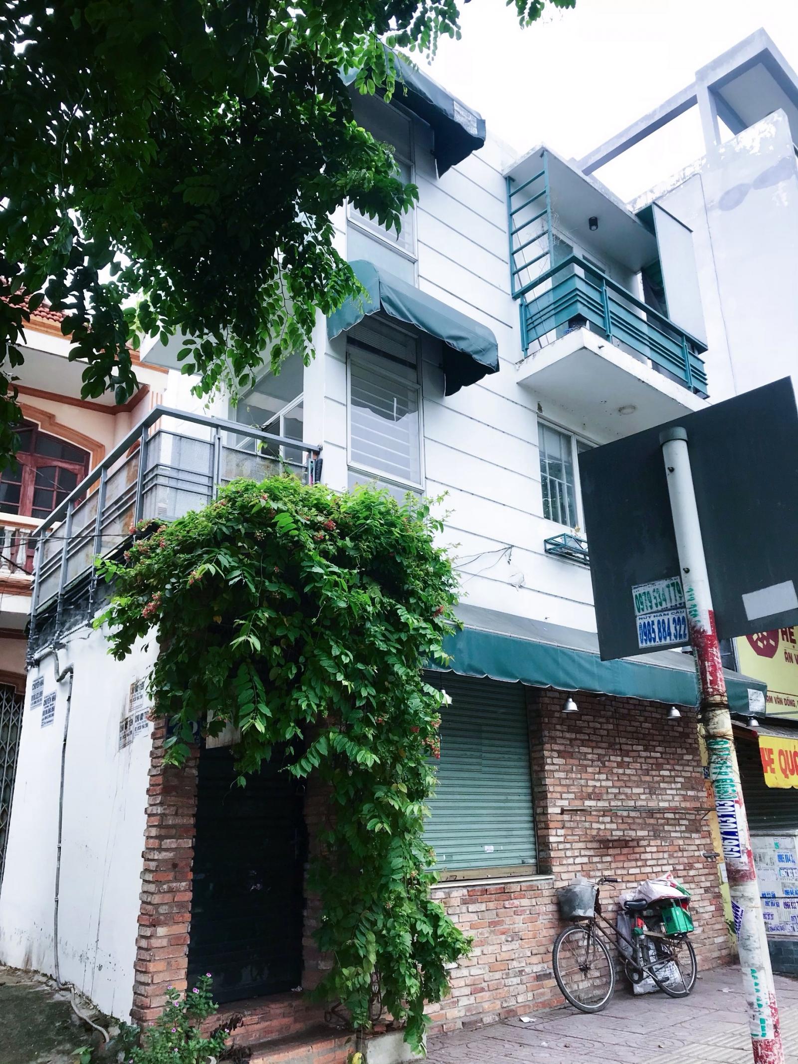 Nhà MT Phạm Văn Đồng vỉa hè 7m 2 lầu suốt..mở cafe, quán bia,làm văn phòng.