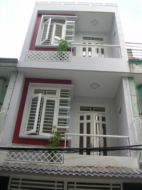 Cho thuê khách sạn Nguyễn Thị Minh Khai, P. Đa Kao, Quận 1. DT 7,5x17m 6 lầu 20 phòng thuê 140tr/th