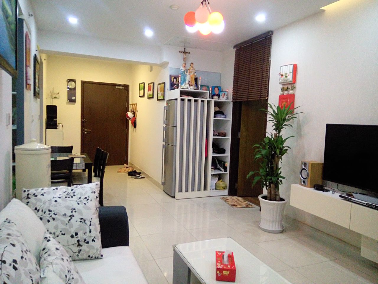 Cho thuê căn hộ 8x Plus, DT 65m2, 2PN, Full NT, giá 8tr/tháng.LH: 0906881763 Mr Nam