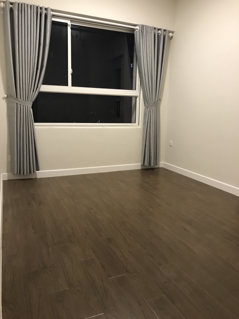 Cho thuê căn hộ TOPAZ HOME, DT 60m2, 2PN, giá 6.5tr/th. LH: 0906881763 Mr Nam