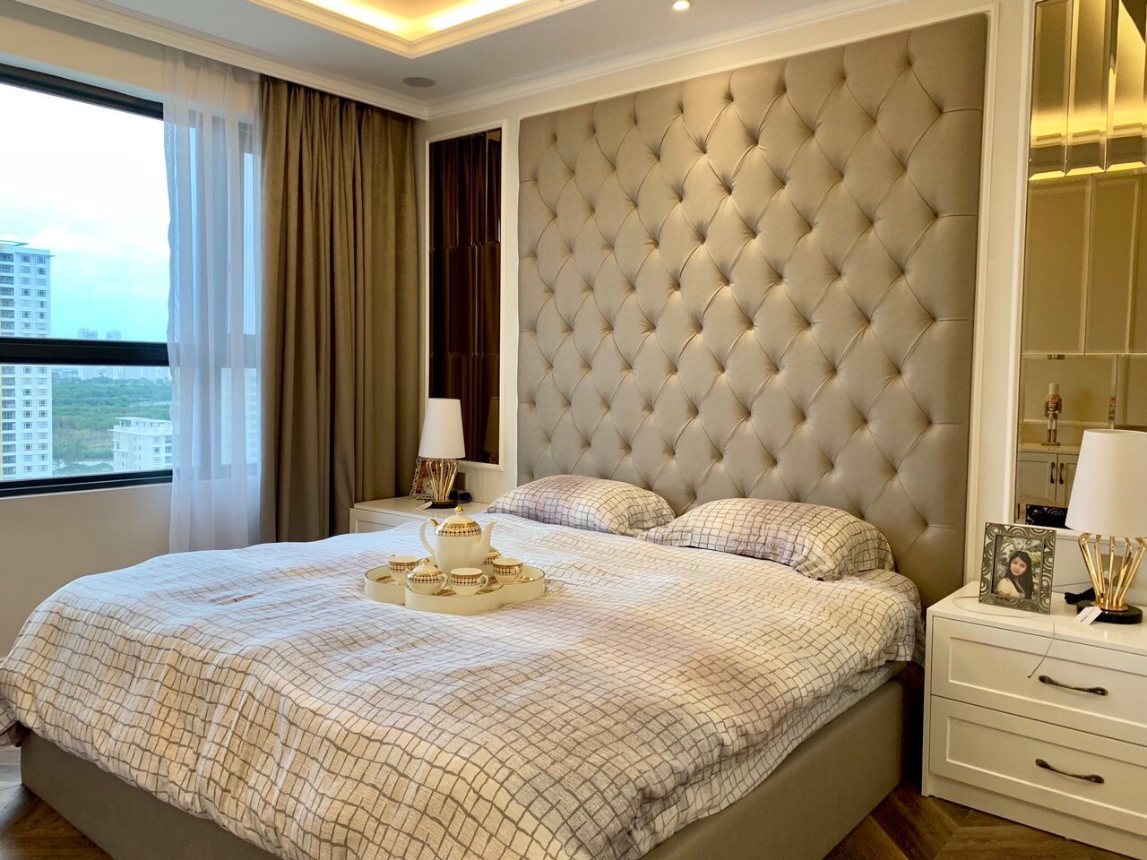 Cho thuê nhanh căn hộ riviera point quận 7, diện tích 92m2, 2pn, 2wc nhà bao đẹp ,nội thất mới 100% LH  0906 385 299  (em hà )