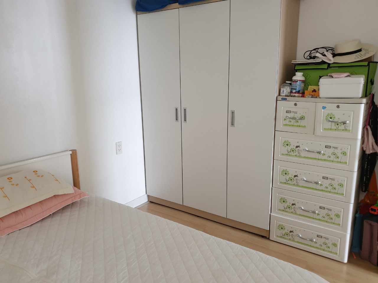 Cho thuê căn hộ Kim Tâm Hải, DT 70m2, 2PN, Full NT, giá 7tr. LH: 0906881763