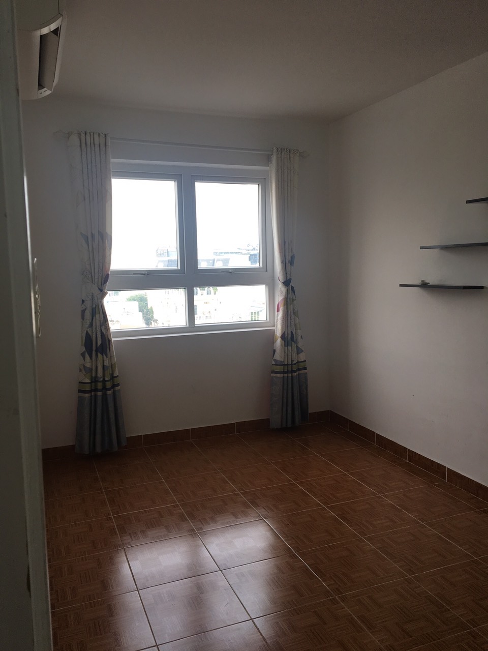Cho thuê căn hộ Đại Thành, giá 8tr/tháng, 70m2, 2PN, 2WC, nhà trống, Liên Hệ Anh Nam