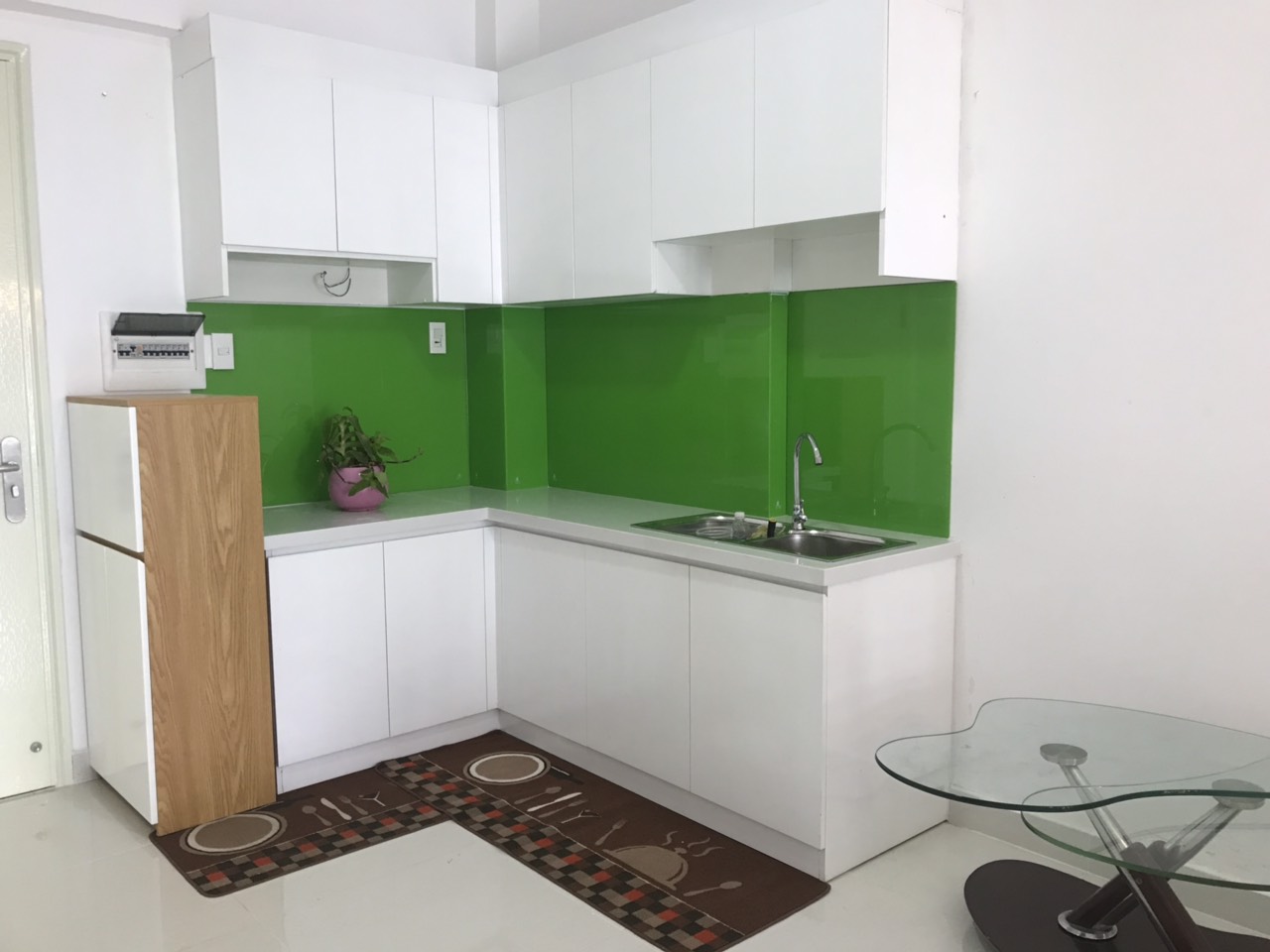 Cho thuê căn hộ Topaz Home, giá 7,5tr/th, DT 70m, 3PN, 2WC, nhà trống, LH 0906881763