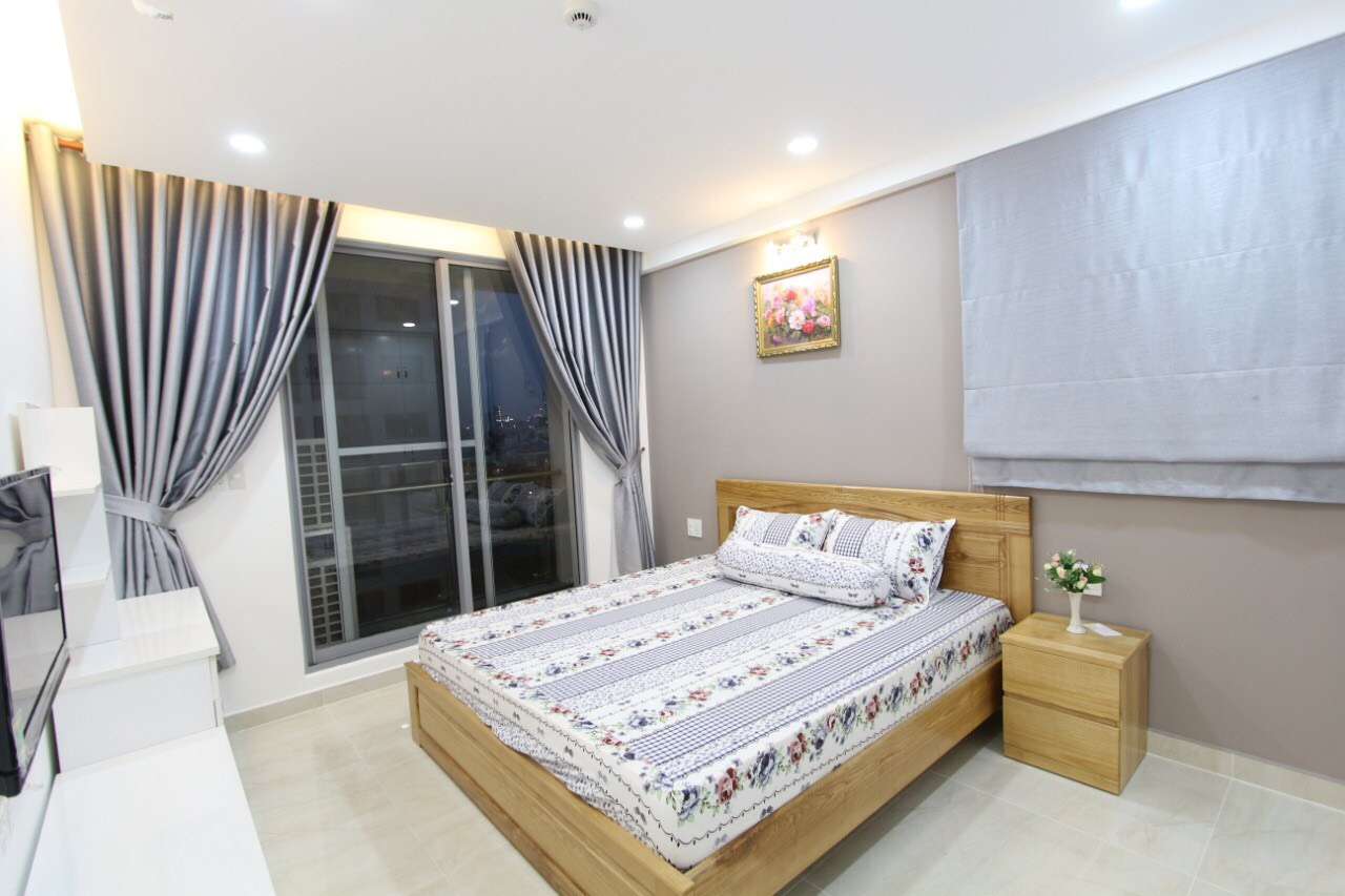 Cho thuê căn hộ Scenic Valley, PMH, Quận 7 DT: 77m2, full nội thất, giá 18.9 triệu/th LH: 0915 21 3434 PHONG.