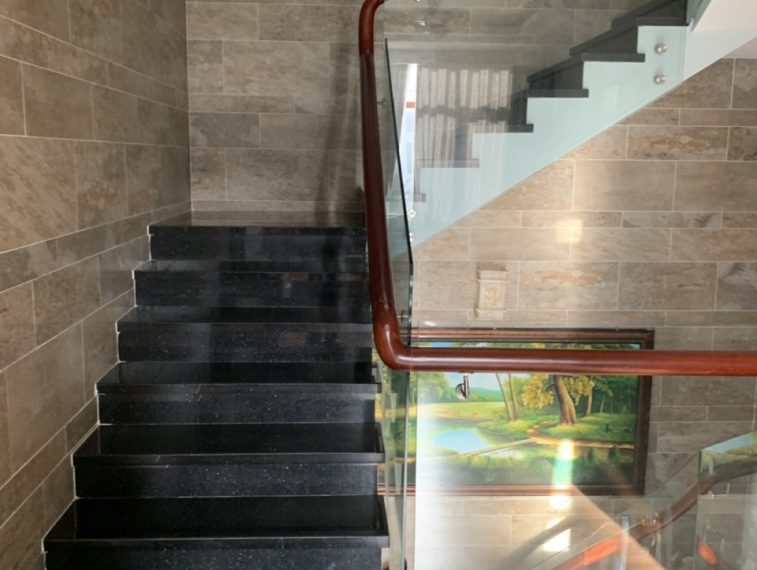 Chính chủ cho thuê Biệt thự đường trục (Đặng Thuỳ Trâm), Phường 13, Quận Bình Thạnh, Tp. Hồ Chí