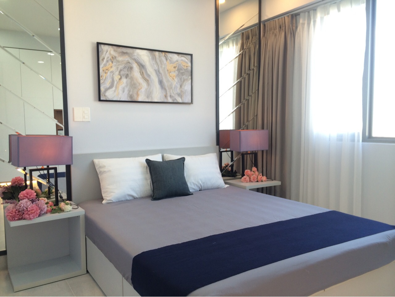 Đi nước ngoài cần cho thuê gấp căn hộ Green Valley, DT 88 m2, 2PN, 2WC Giá 18tr LH 0915 21 3434 PHONG.