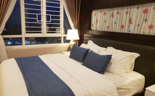 Cho thuê căn hộ cao cấp Phú Hoàng Anh từ 2 đến 5 phòng giá rẻ LH 0917870527