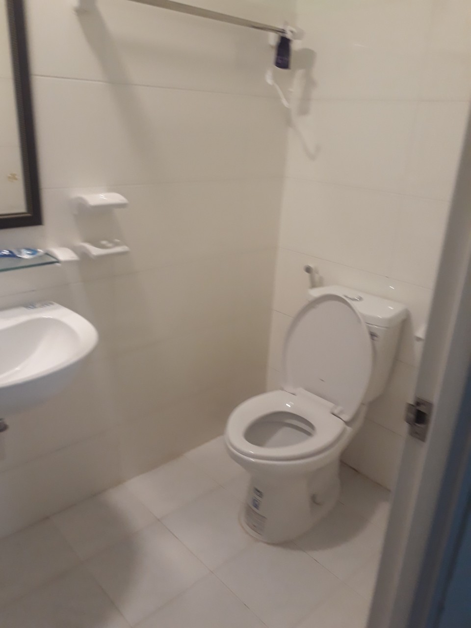 Cho thuê căn hộ Đại Thành, giá 8tr/tháng, 73m2, 2PN, 2WC, có 1 số nội thất, Liên Hệ Anh Nam