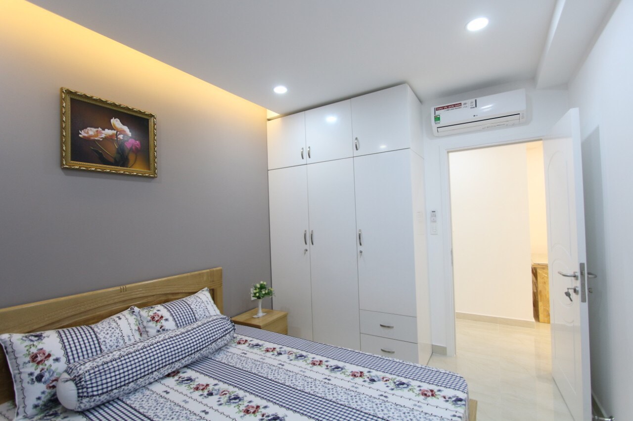 Cho thuê gấp căn hộ Grand Court 2 Phú Mỹ Hưng, Q7, DT 110m2, 20.2 triệu/tháng, LH 0906 385 299  (em Hà )