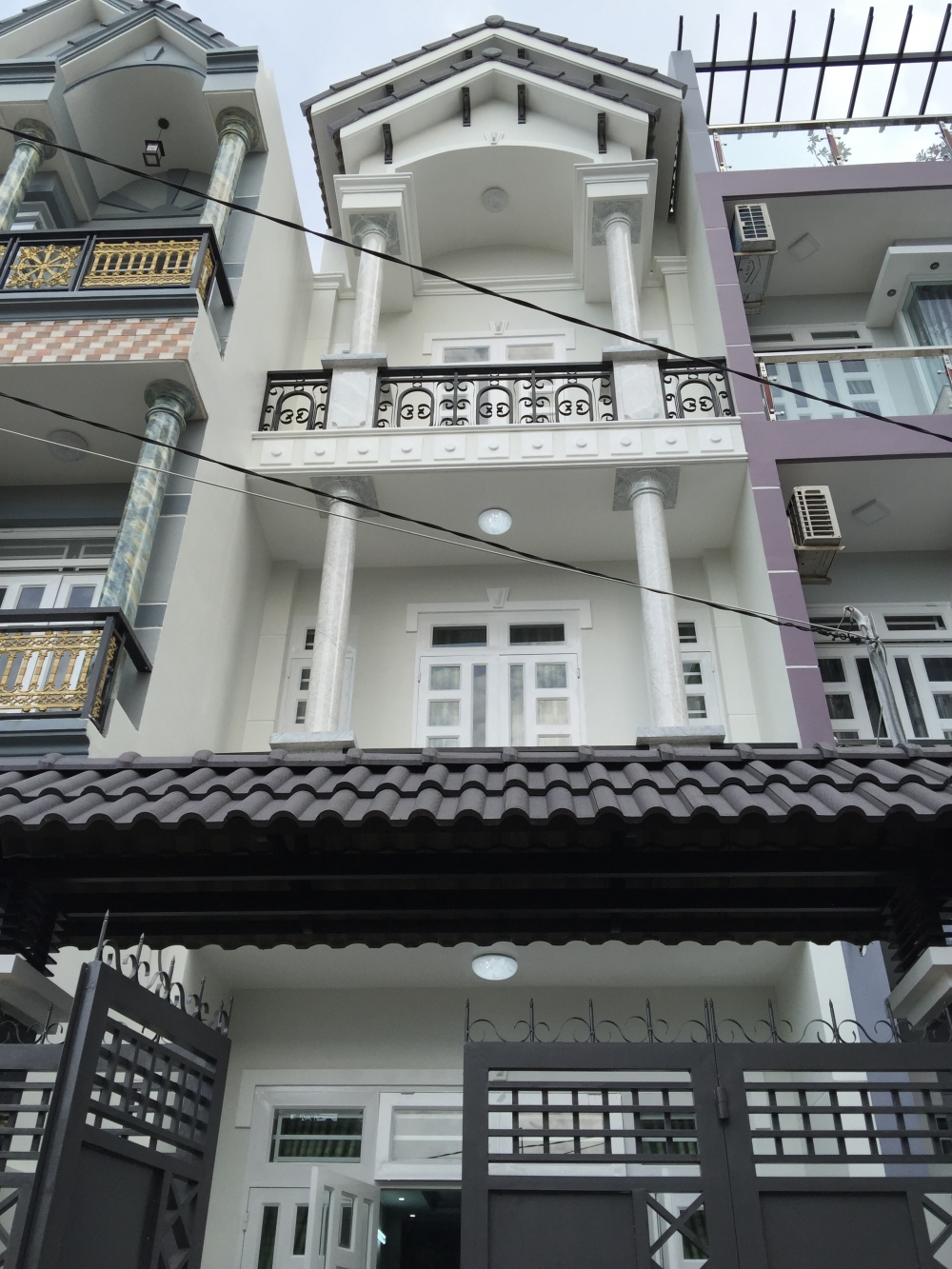 CC cho thuê khách sạn 4 sao 2MT Nguyễn Thị Minh Khai 100 phòng gần Dinh Độc Lập