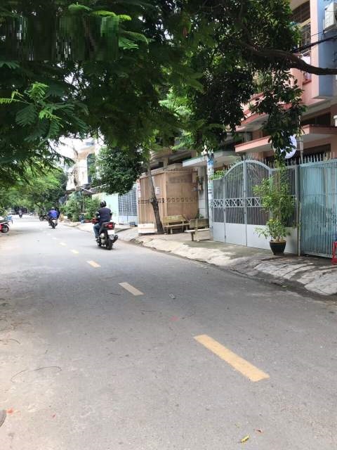 Cho thuê lại nhà đường nội bộ KDC Bình Hưng. 