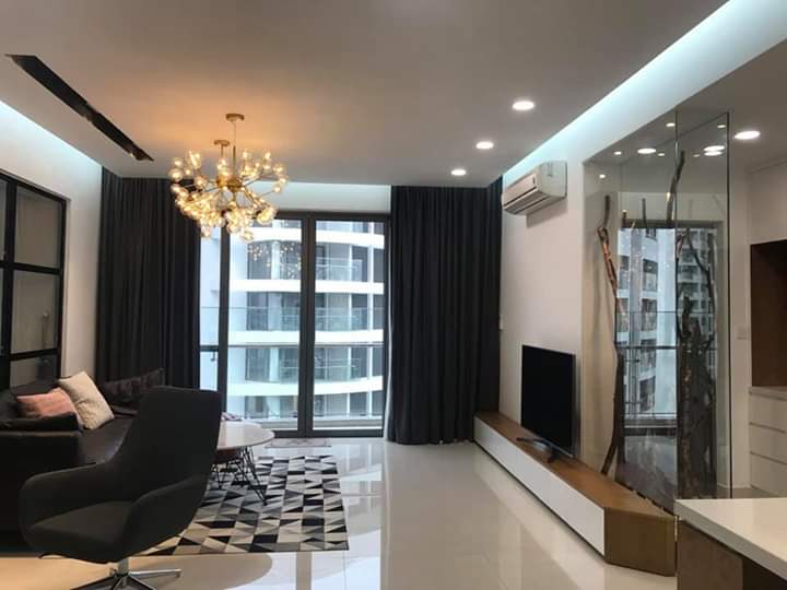 Cho thuê căn hộ cao cấp Riverpark , 3PN lầu cao view sông trực diện , DT: 140m2, giá 35 tr/th. LH  0906 385 299  (em Hà )