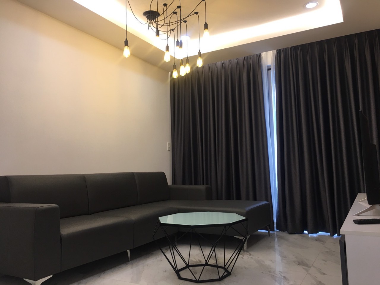 Cho Thuê MIDTOWN M5 Full Nội Thất, Nhà Đẹp Giá Cực Tốt , nội thất cao cấp , view sông LH 0906 385 299 (em Hà )