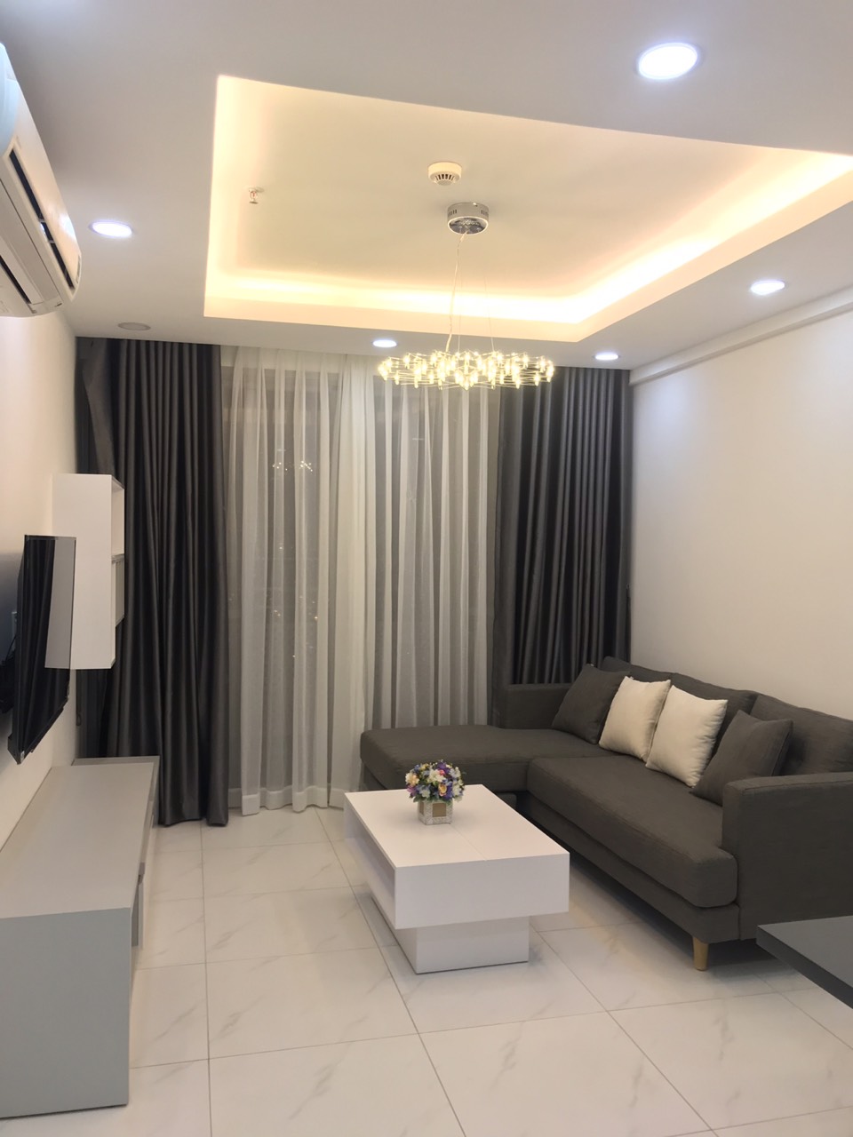 Cần cho thuê căn hộ Green Valley, Phú Mỹ Hưng, Quận 7, 96m2, 2PN, giá 23tr/ tháng. LH: 0915 21 3434 PHONG.