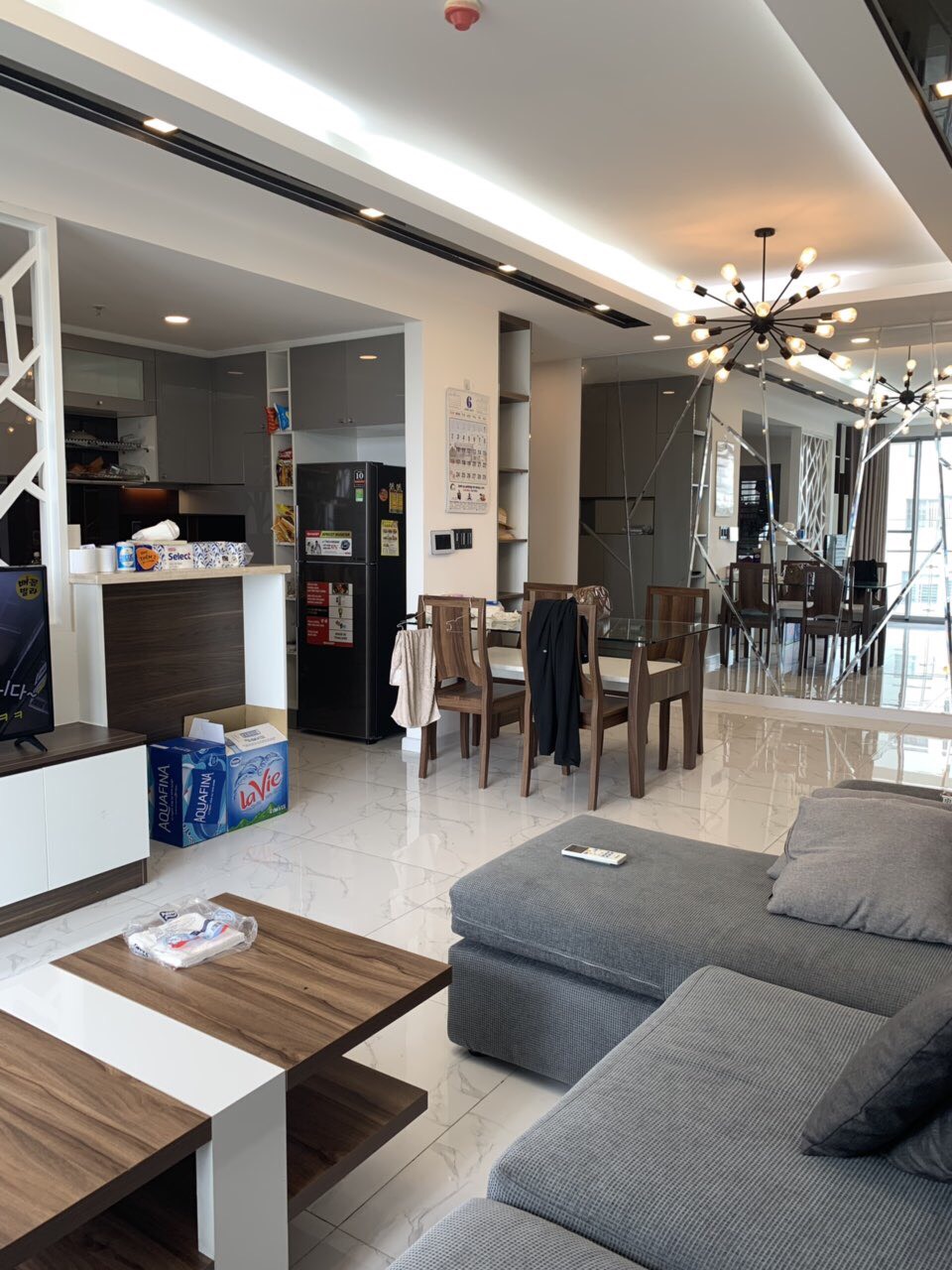Cho thuê Scenic 2, Phú Mỹ Hưng, Q7, HCM. DT: 77m2, 2 PN, 2 WC, đủ nội thất. LH : 0915 21 3434 PHONG.
