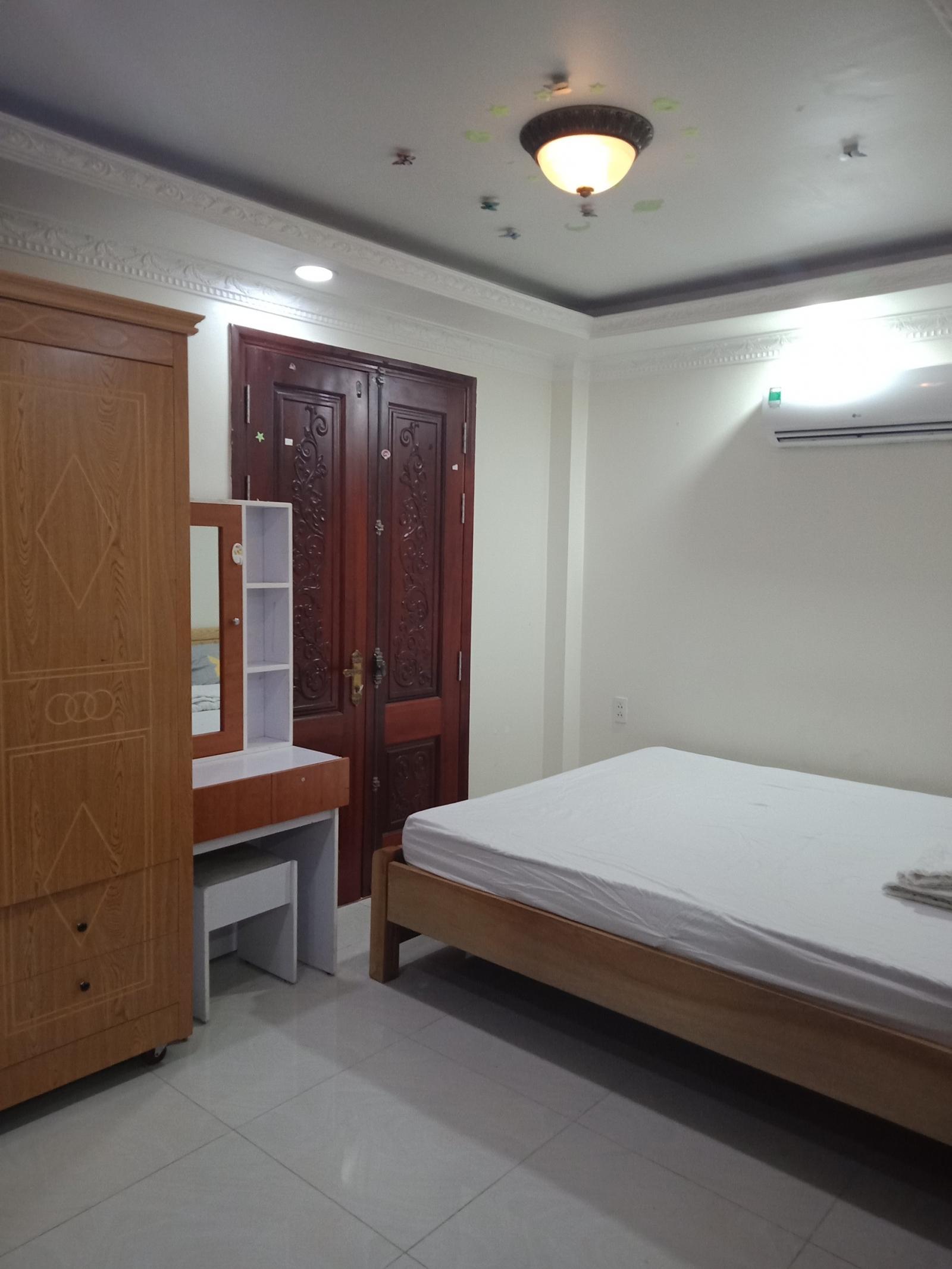 Cho thuê căn hộ mini full nội thất đường Nguyễn Văn Nguyễn-Quận 1 giá chỉ 6tr/phòng
