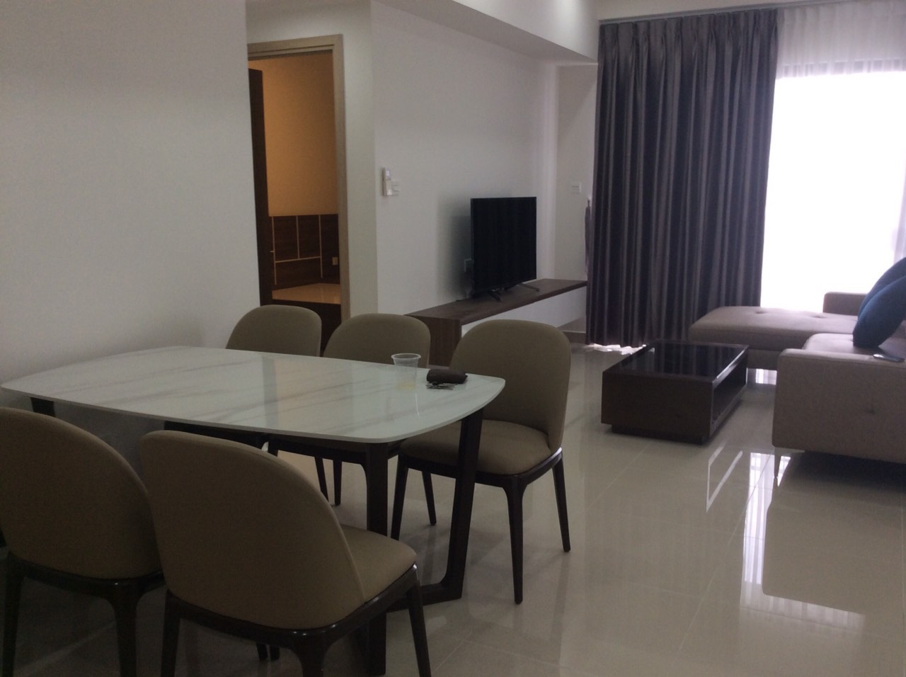 Cho thuê căn 2PN, 75m2, ở The Sun Avenue View Đảo Kim Cương, Nội thất đầy đủ, 14tr bao phí quản lý