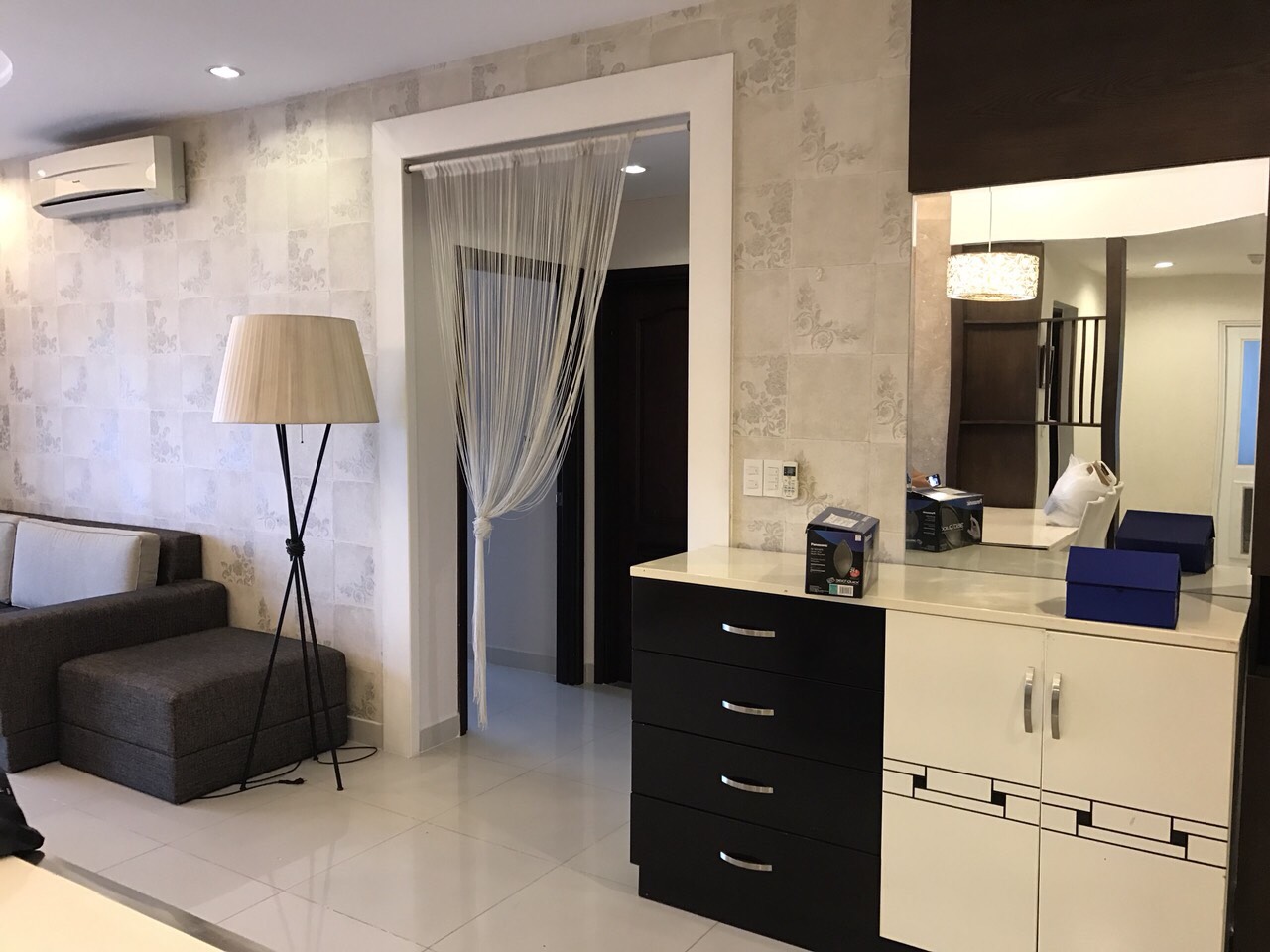 Tôi cần cho thuê gấp CH Green Valley, PMH, Q7 DT: 94m2, lầu trung, nội thất cao cấp, 24tr/th, LH 0915 21 3434 PHONG.