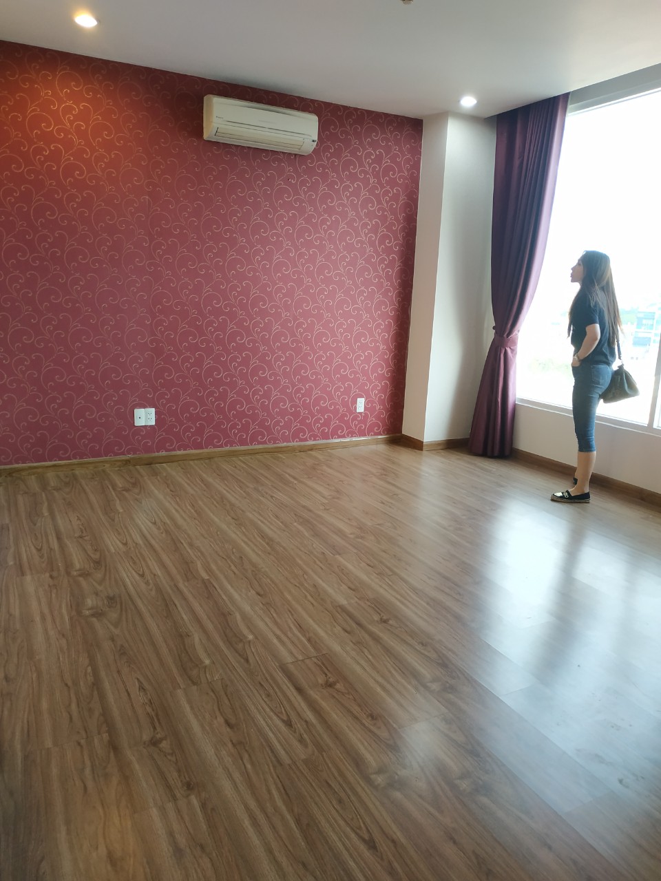 Cho thuê căn hộ Horizon Tower quận 1, 3PN có một số nội thất, 24tr thương lượng