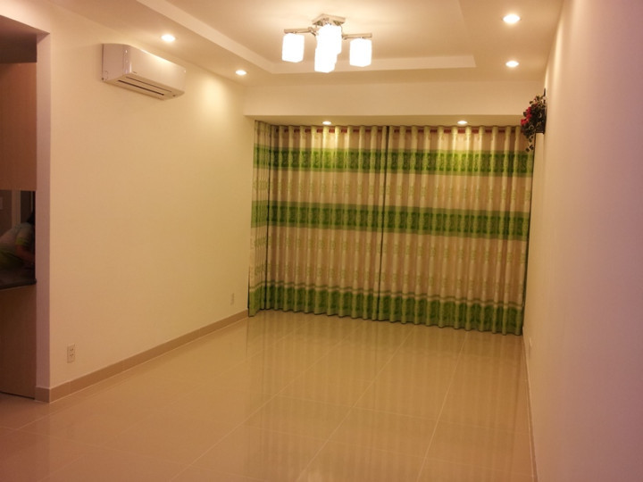 Căn hộ 2 phòng ngủ Phú Hoàng Anh cho thuê, giá 8.5 tr/tháng, giá rẻ nhất.LH 0938011552