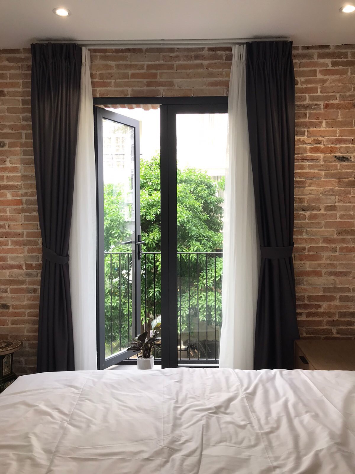 Cho thuê căn hộ dịch vụ đẹp kiểu studio trong Phú Mỹ Hưng, Q7 (7 triệu/tháng)