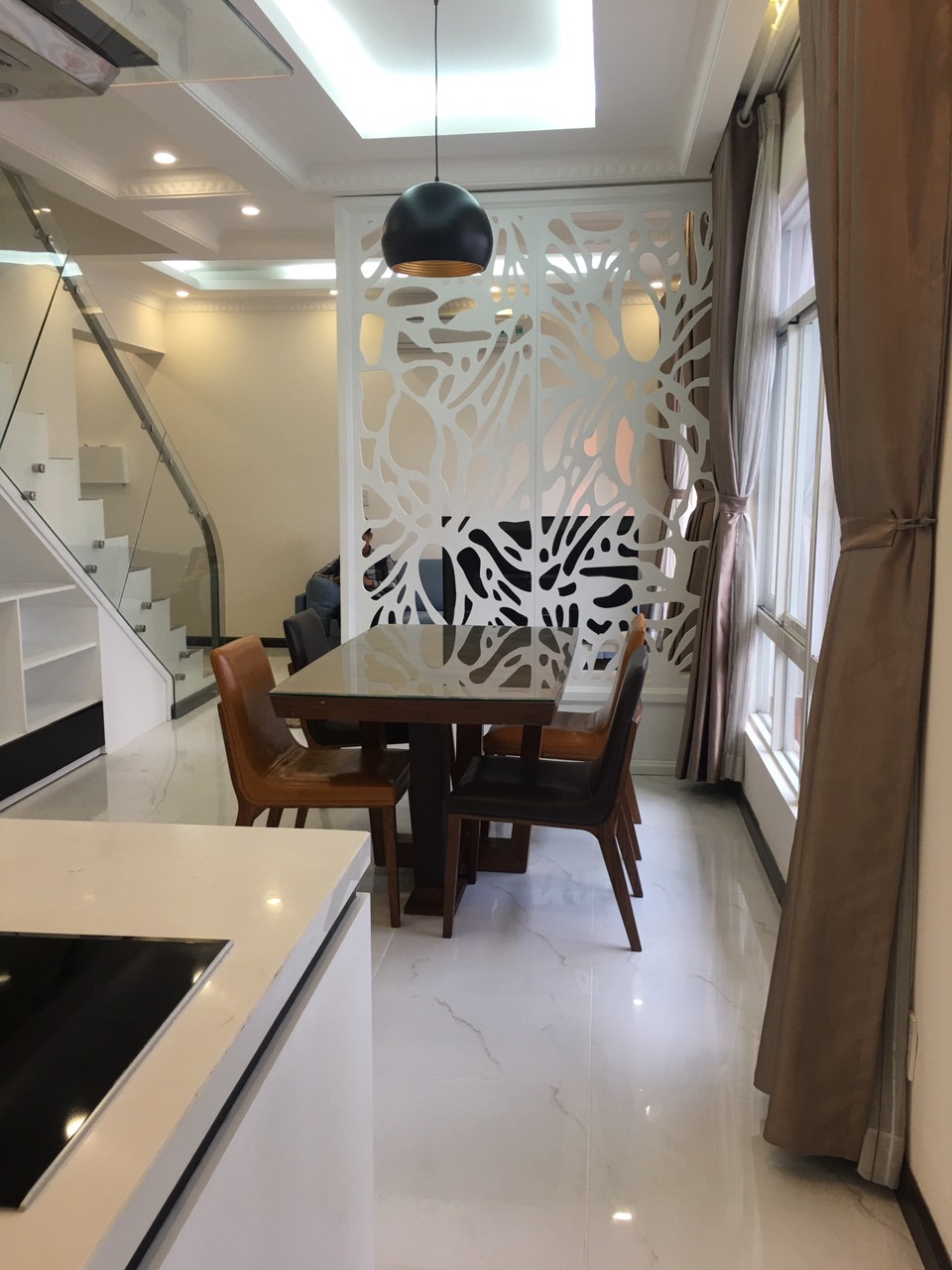 Cho thuê căn Penthouse Sky Garden 3 Phú Mỹ Hưng nhà mới đẹp giá cho thuê cực tốt 