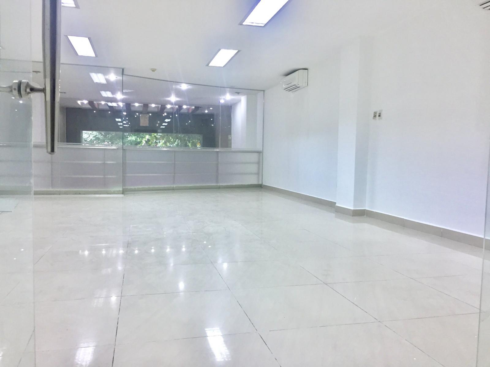 Cho thuê văn phòng tại Đường Đào Duy Anh, Phường 5, Phú Nhuận, Tp.HCM diện tích 40m2
