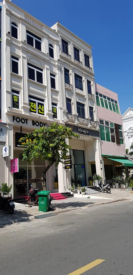 Nhà phố kinh doanh Cho thuê tại Phú Mỹ Hưng. DT: 111m2 - 60 tr/th
