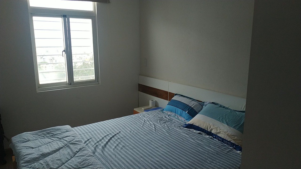 Cho thuê căn hộ chung cư Hưng Vượng Pmh Q7, Dt: 71 m2 2PN giá 11tr/tháng Lh: 0919024994