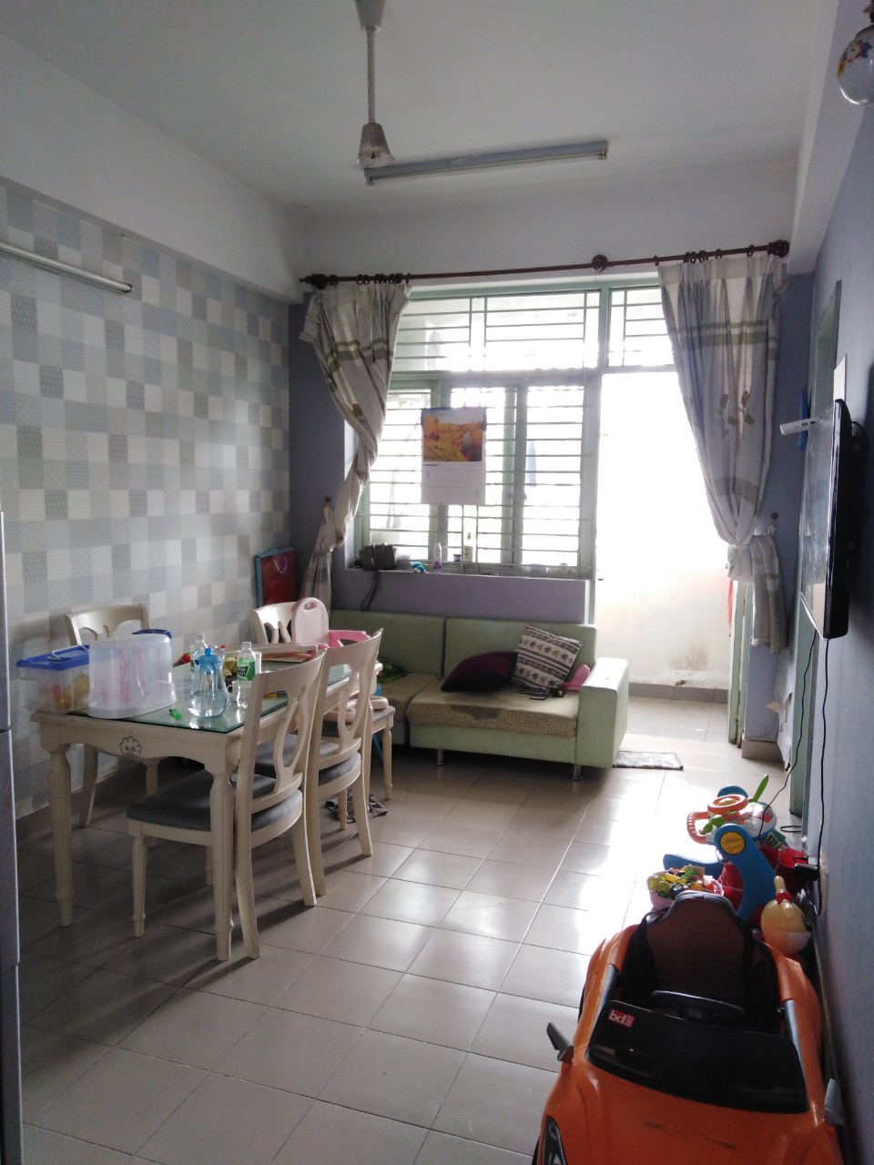 Cho thuê căn hộ chung cư Phú Thọ, quận 11, 70m2, 2 phòng ngủ, 2 wc, 8tr/th 0902855182