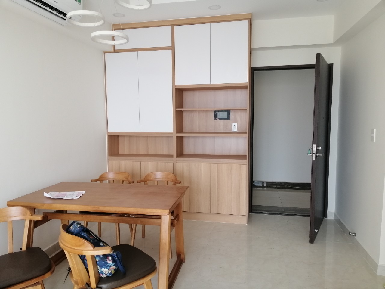 Cho thuê gấp căn hộ 3 PN, 124 m2, chung cư Nam Khang. Giá thuê chỉ 11,5 tr/th