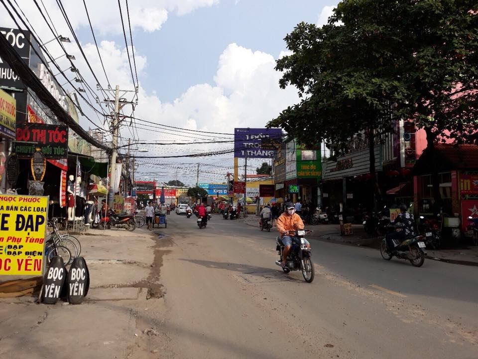 Cho thuê nhà mặt tiền đường Nguyễn Ảnh Thủ, Quận 12, 10x25m