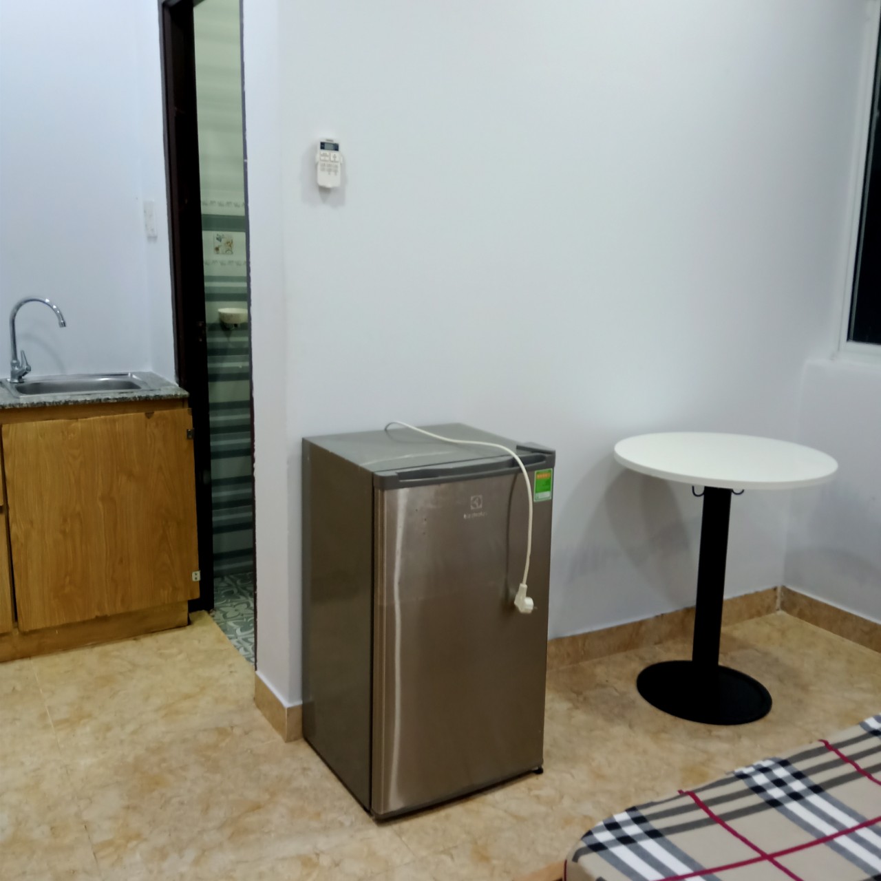  Phòng trọ sinh viên mới xây ngay Lotte Q7, có máy lạnh, an ninh, giá 4 triệu