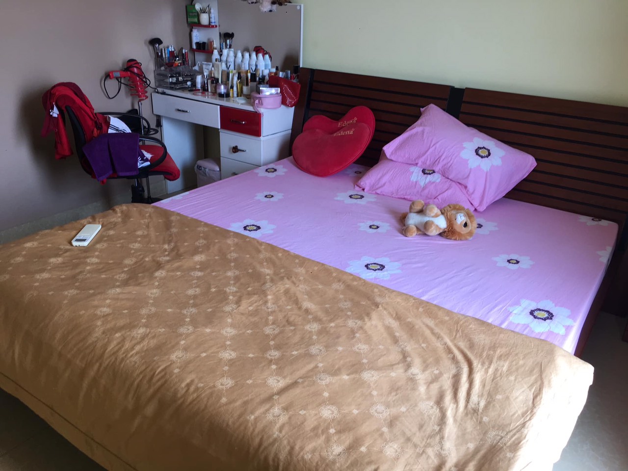 Cho thuê căn hộ Botanic 2PN/2WC, DT 93m2, full nội thất đẹp, tầng 10 thoáng 14tr/tháng . Tel 0942.811.343 Tony (Zalo/Viber/phone)