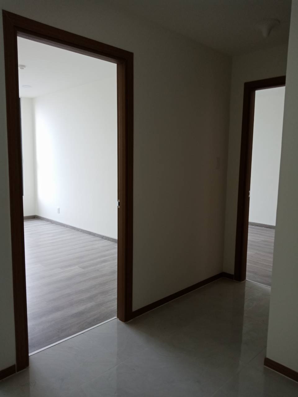 Cho thuê căn hộ chung cư tại Dự án Căn hộ Riva Park, Quận 4, Tp.HCM diện tích 121m2 giá 15 Triệu/tháng