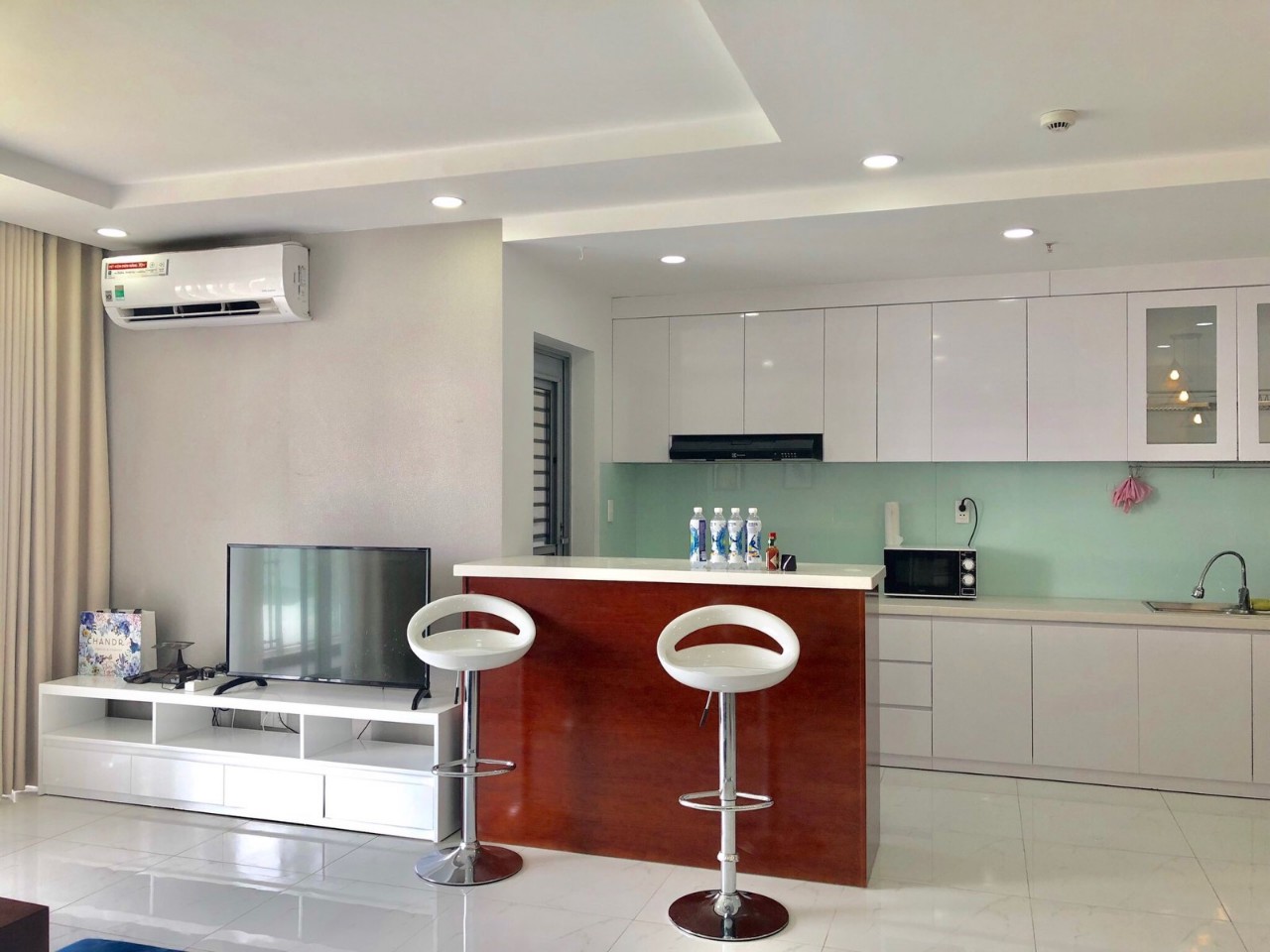Cần cho thuê  căn hộ cao cấp Cảnh Viên 3  Phú Mỹ Hưng Q7 Giá chỉ 22 triệu/tháng full nội thất