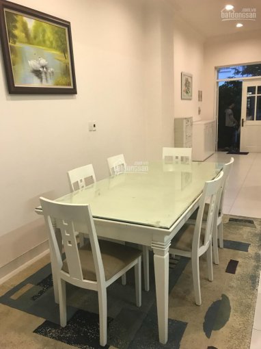 Bán nhà biệt thự Phú Mỹ Hưng, Quận 7  thuộc khu Hưng Thái Full nội thất cao cấp nhà còn mới LH 0915 21 3434 PHONG.