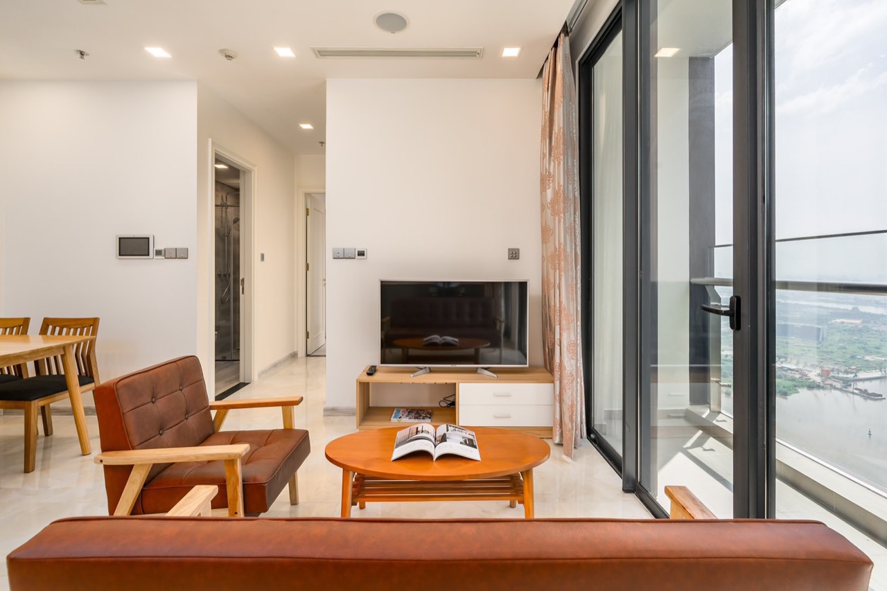 Cho thuê căn hộ chung cư tại Dự án Vinhomes Golden River Ba Son, Quận 1, Tp.HCM diện tích 80m2 giá 20 Triệu/tháng