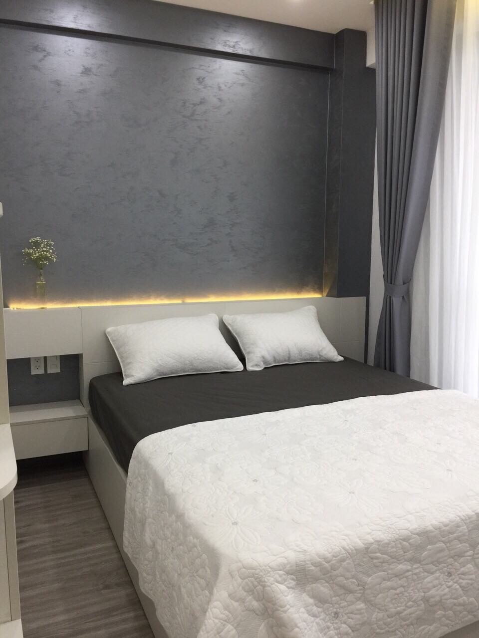 Cần cho thuê gấp căn hộ Hưng Phúc (Happy Residence) nhà đẹp, mới 100%, giá chỉ 17tr. LH: 0906385299 (em Hà )