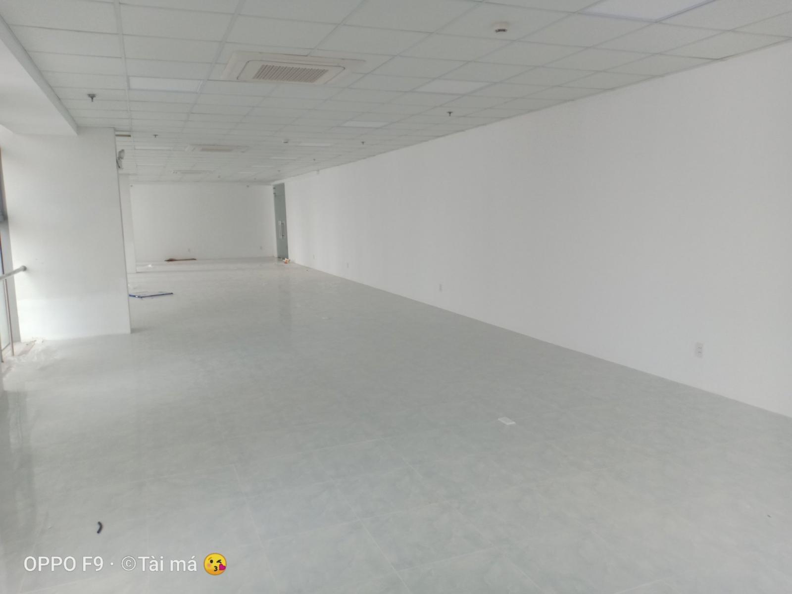 CHO THUÊ MẶT BẰNG LÀM VĂN PHÒNG TÒA NHÀ LUXCITY NGAY TRUNG TÂM QUẬN 7
